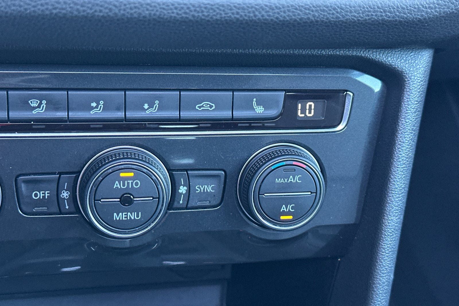 2019 Volkswagen Tiguan 2.0T SEL R-Line