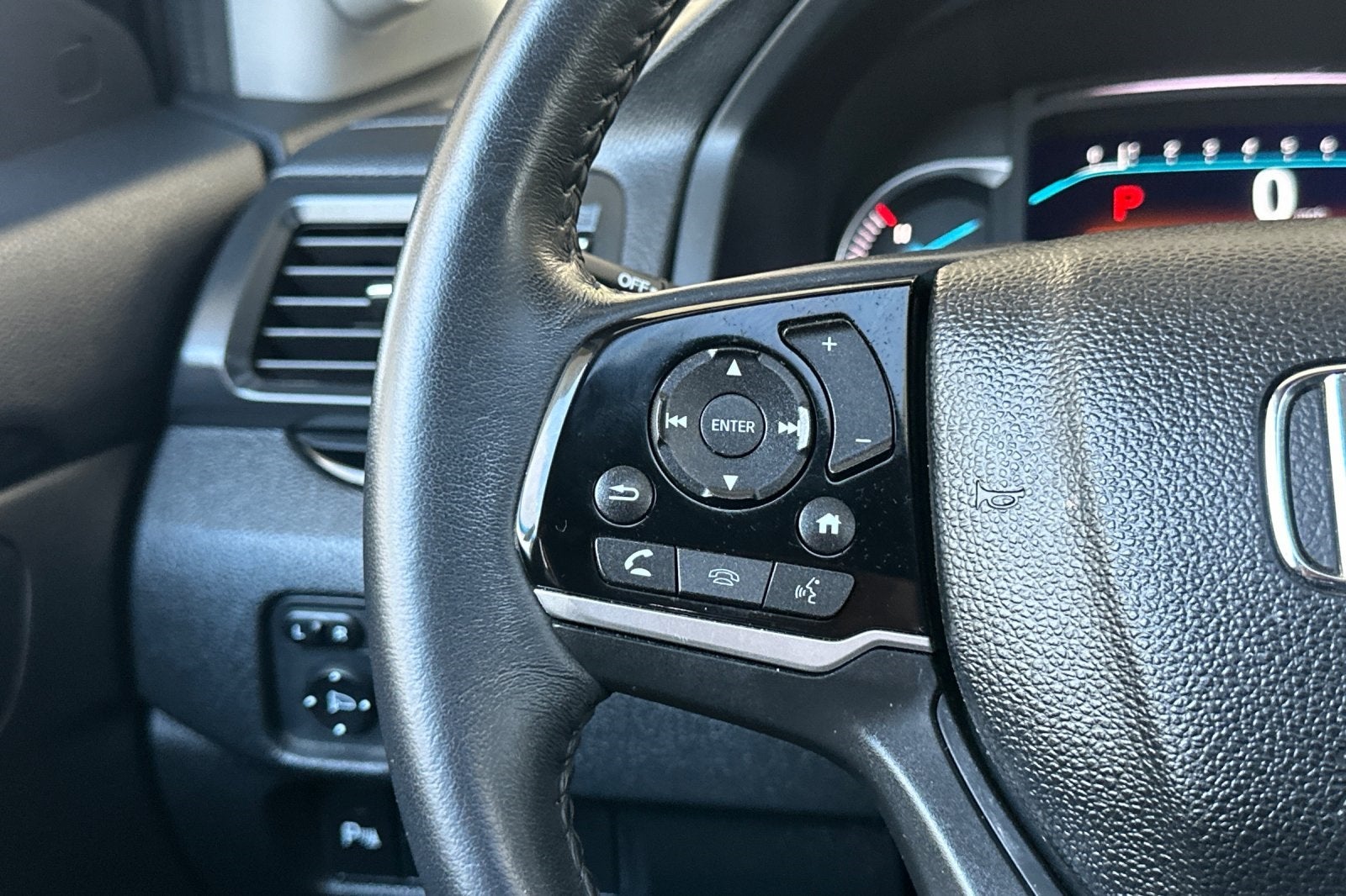 2022 Honda Pilot Touring 7 Passenger