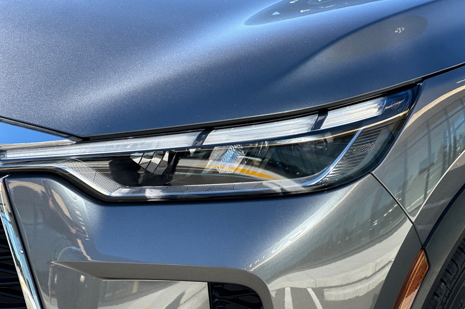 2025 INFINITI QX60 PURE