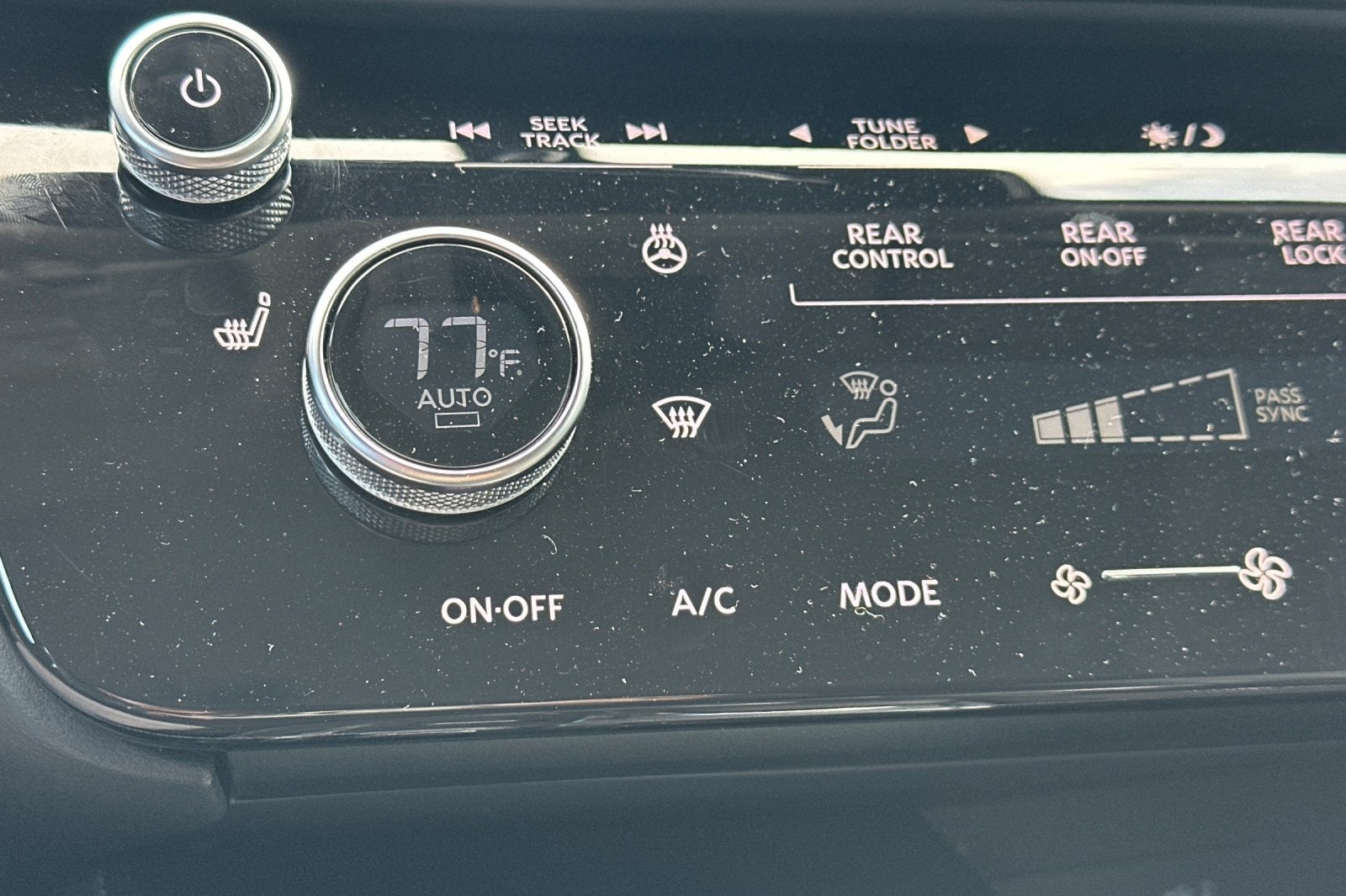 2025 INFINITI QX60 PURE