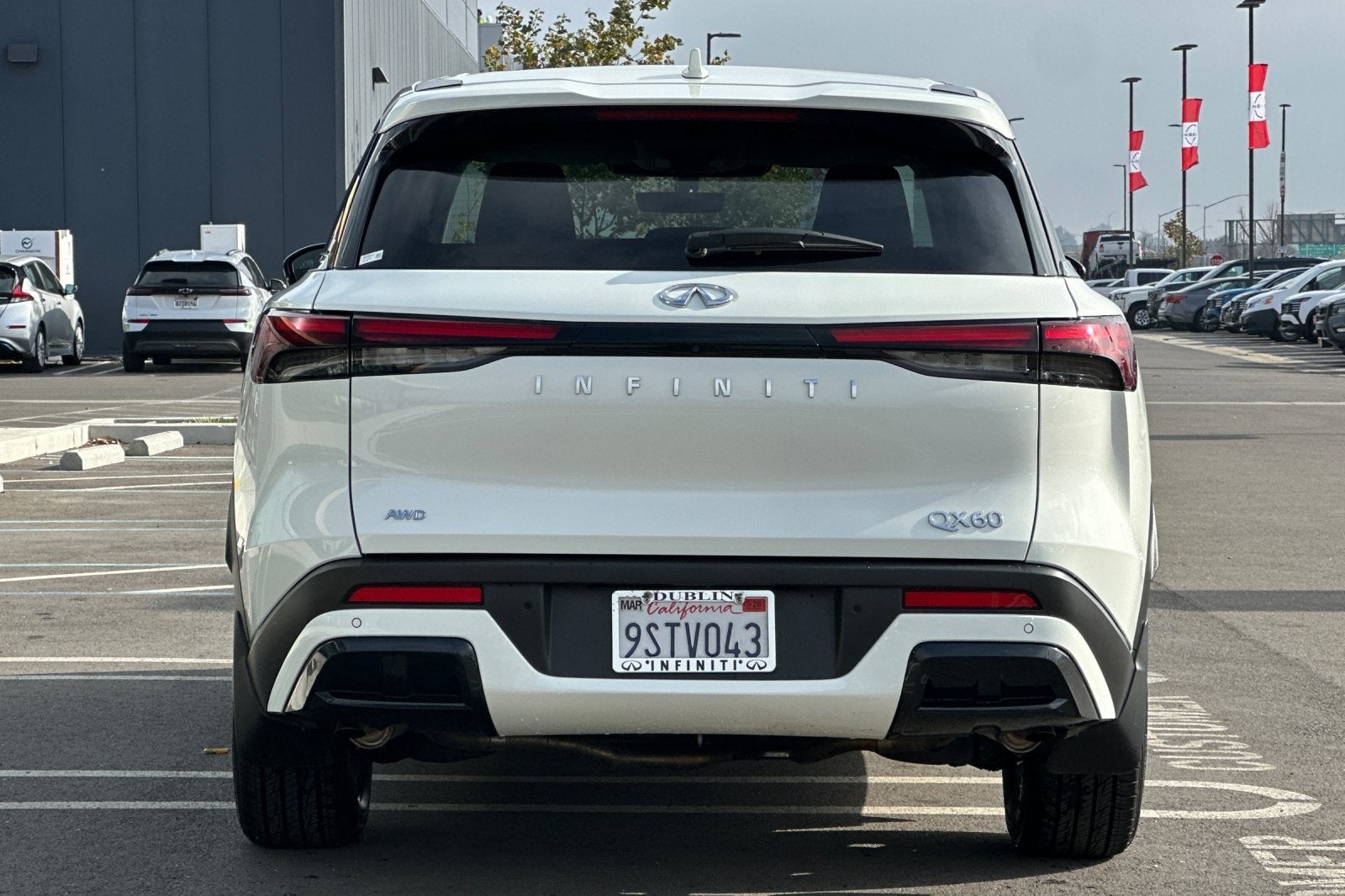 2025 INFINITI QX60 PURE
