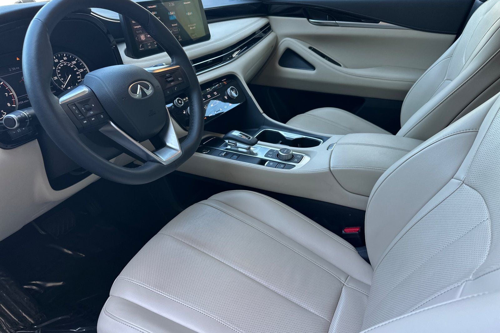 2025 INFINITI QX60 PURE