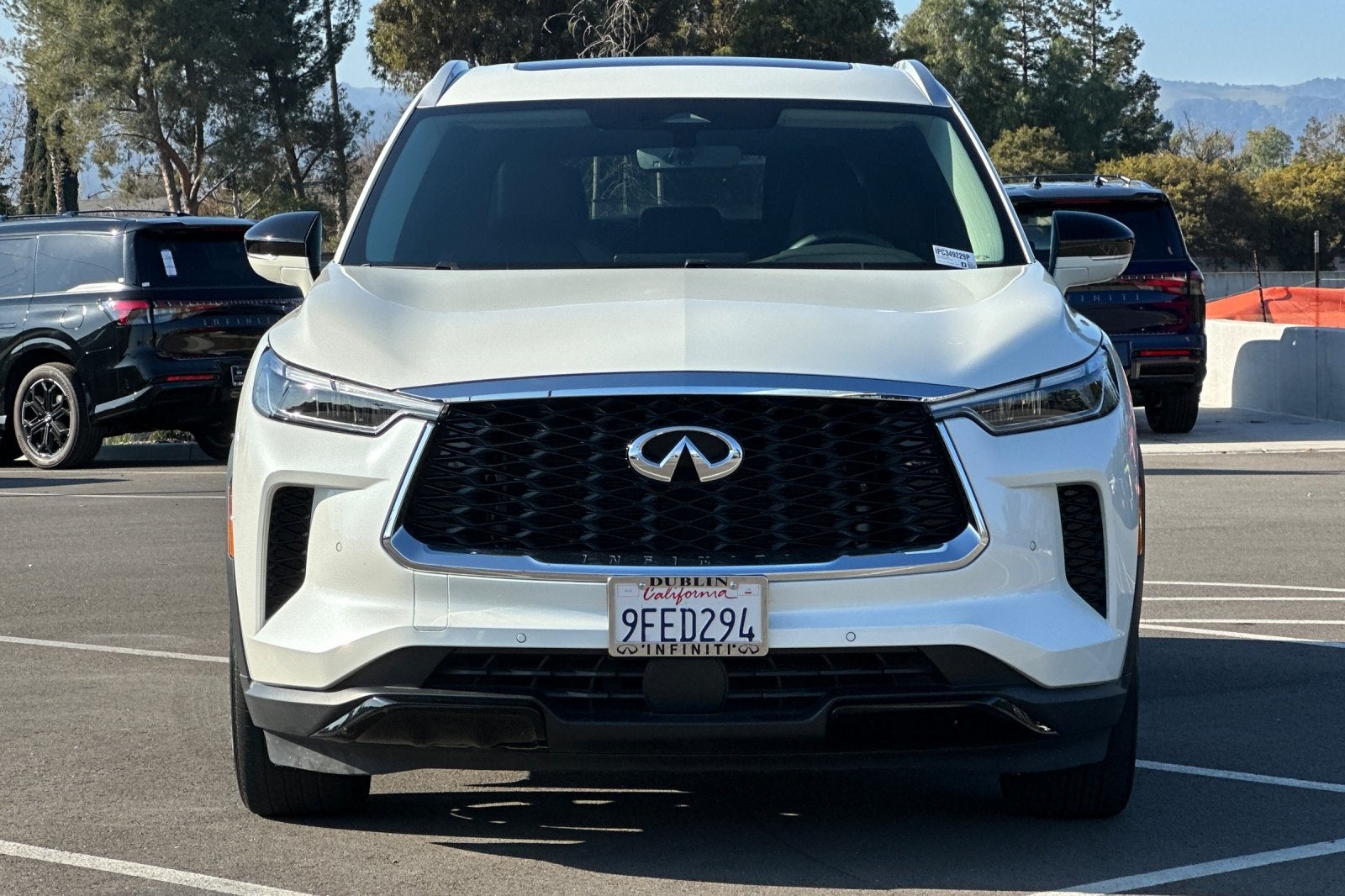 2023 INFINITI QX60 LUXE