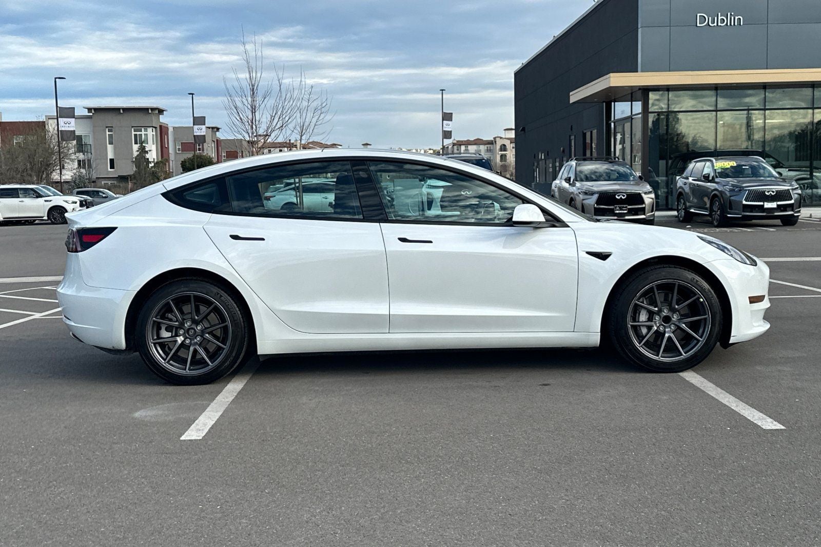 2023 Tesla Model 3 Base