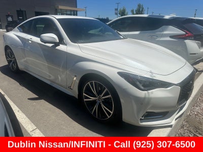2022 INFINITI Q60 LUXE