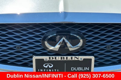 2022 INFINITI Q60 LUXE