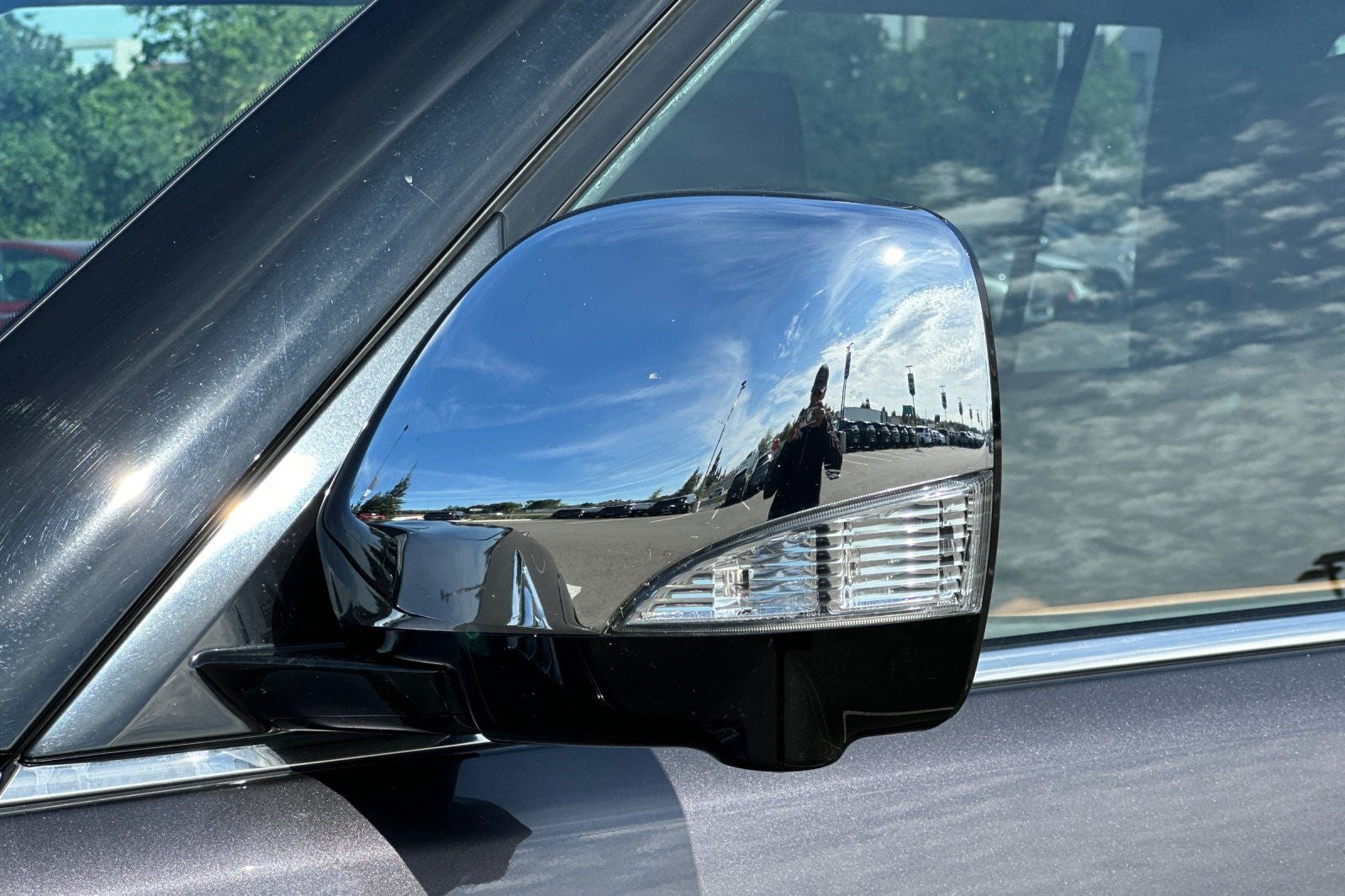 2023 INFINITI QX80 Sensory