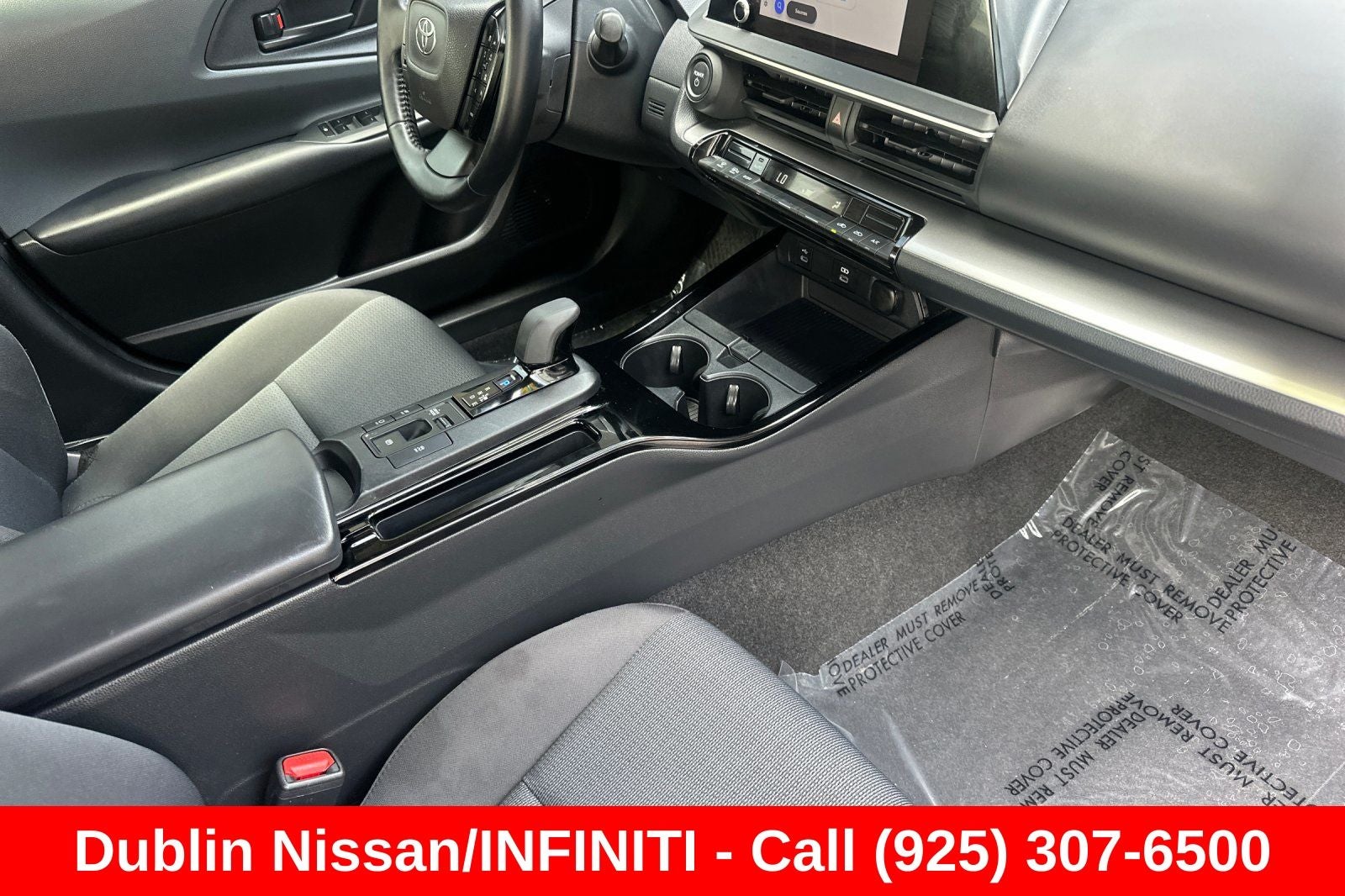 2025 Toyota Prius LE
