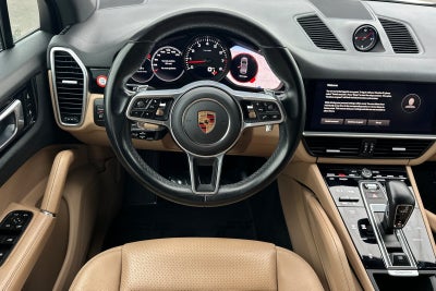 2023 Porsche Cayenne Base
