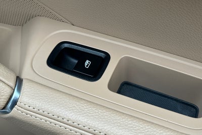 2023 Porsche Cayenne Base