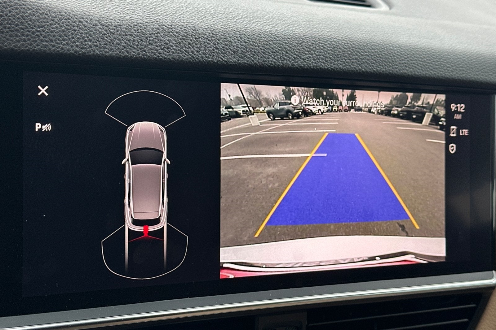 2023 Porsche Cayenne Base