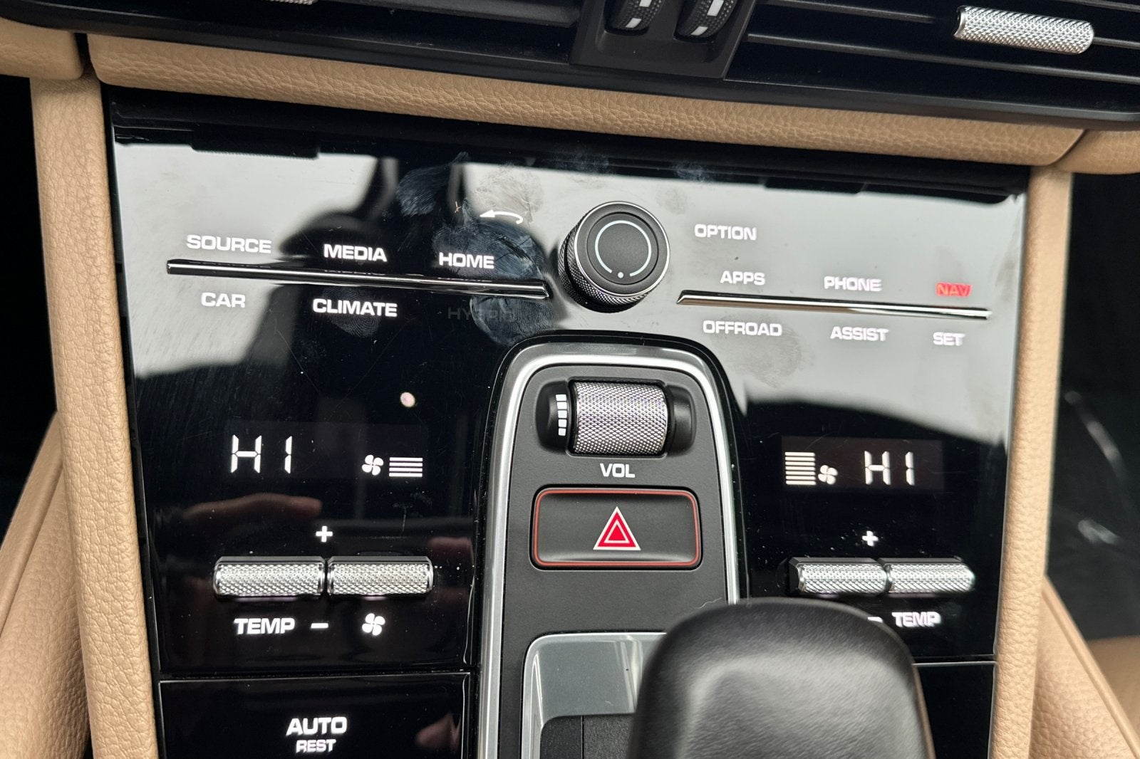 2023 Porsche Cayenne Base