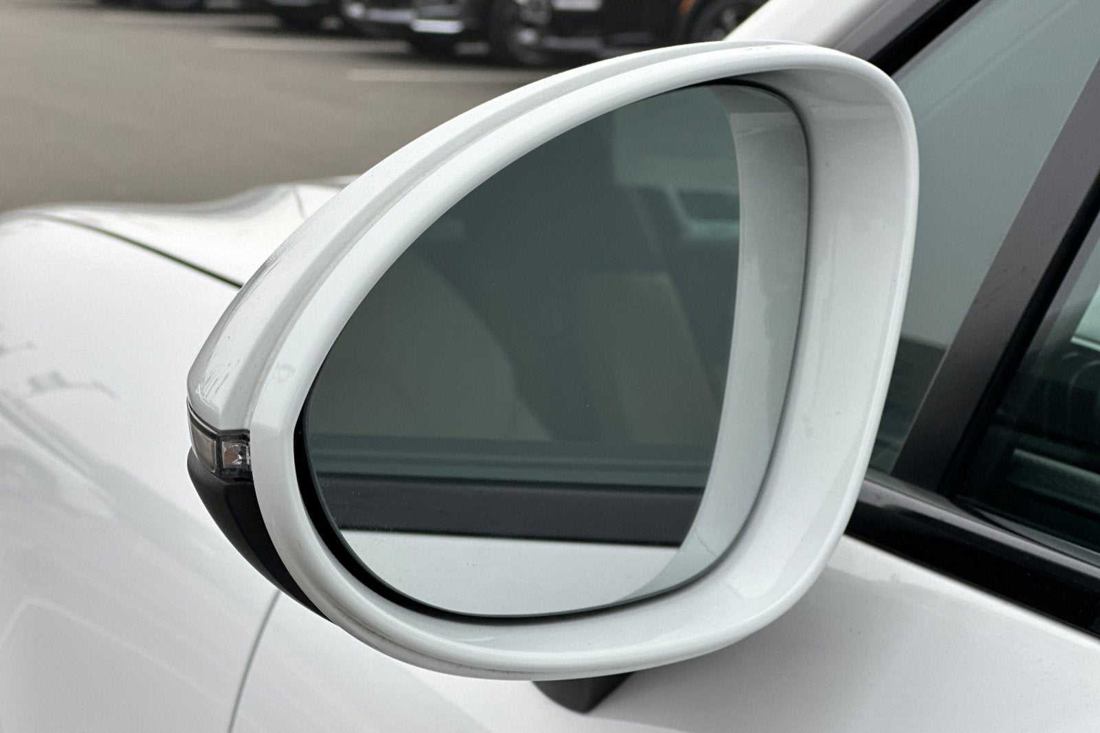 2023 Porsche Cayenne Base